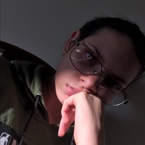 Meet your Posher, Someone